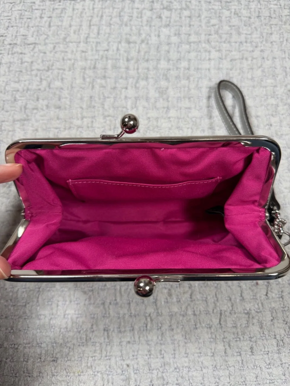 COACH Vintage Y2K Optic Lurex Framed Kisslock Clutch Wristlet Black Silver Pink